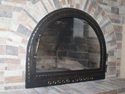 Каминная дверь с обдувом фото в Омске